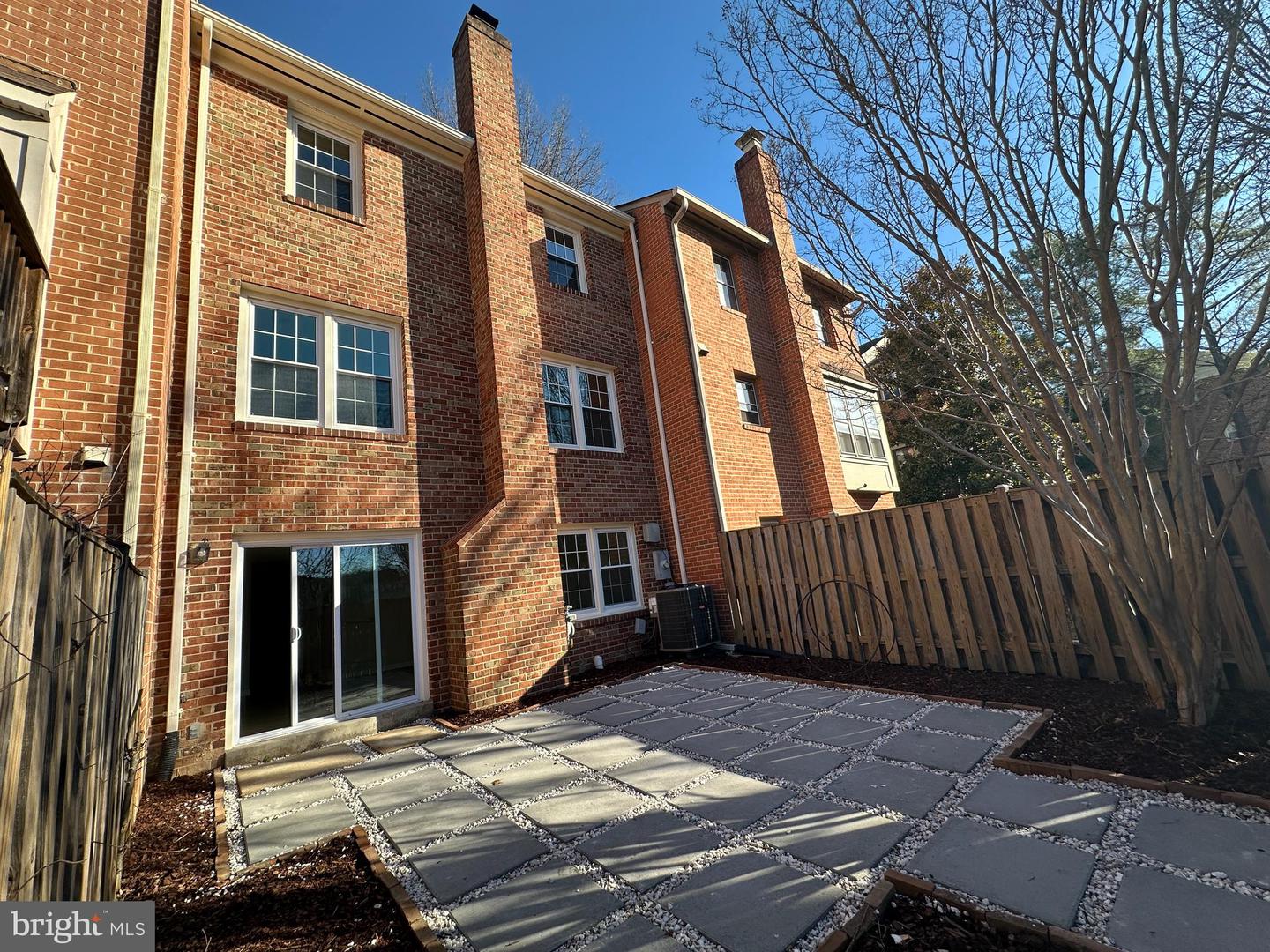 3154 STRATFORD CT, OAKTON, Virginia 22124, 3 Bedrooms Bedrooms, ,3 BathroomsBathrooms,Residential,For sale,3154 STRATFORD CT,VAFX2293182 MLS # VAFX2293182