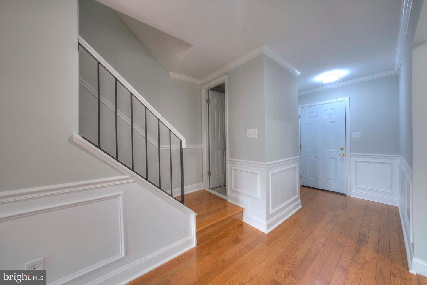 3154 STRATFORD CT, OAKTON, Virginia 22124, 3 Bedrooms Bedrooms, ,3 BathroomsBathrooms,Residential,For sale,3154 STRATFORD CT,VAFX2293182 MLS # VAFX2293182