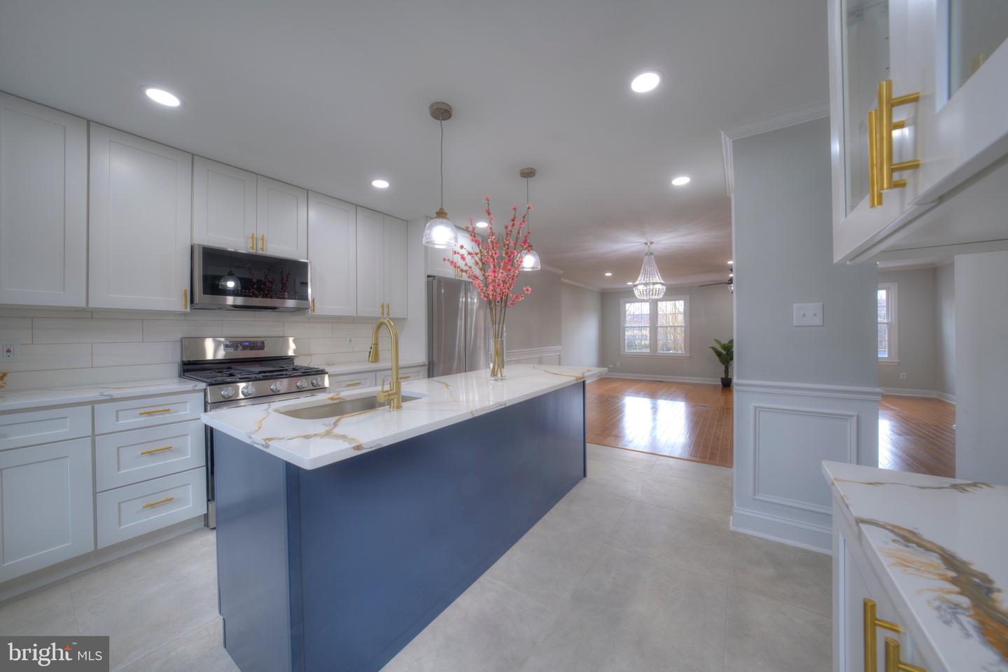 3154 STRATFORD CT, OAKTON, Virginia 22124, 3 Bedrooms Bedrooms, ,3 BathroomsBathrooms,Residential,For sale,3154 STRATFORD CT,VAFX2293182 MLS # VAFX2293182