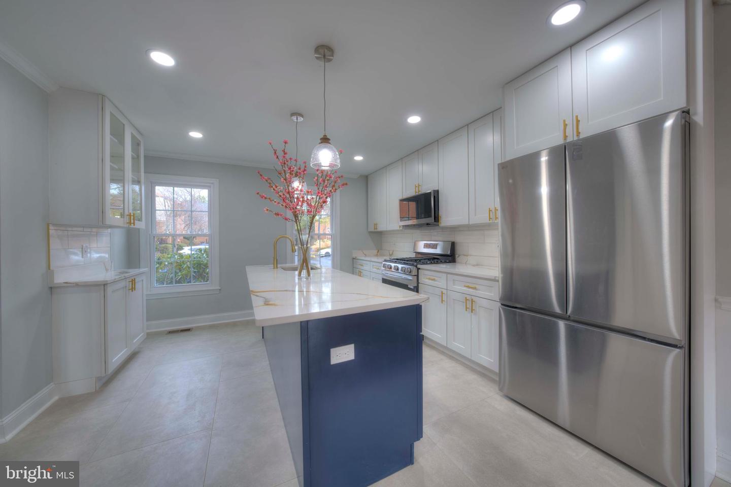 3154 STRATFORD CT, OAKTON, Virginia 22124, 3 Bedrooms Bedrooms, ,3 BathroomsBathrooms,Residential,For sale,3154 STRATFORD CT,VAFX2293182 MLS # VAFX2293182