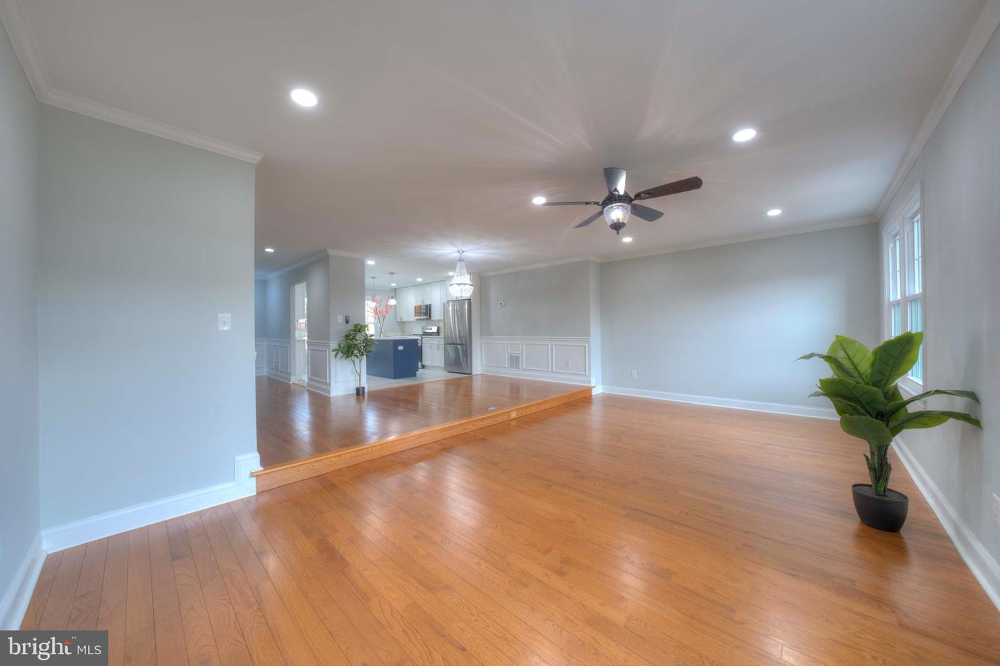 3154 STRATFORD CT, OAKTON, Virginia 22124, 3 Bedrooms Bedrooms, ,3 BathroomsBathrooms,Residential,For sale,3154 STRATFORD CT,VAFX2293182 MLS # VAFX2293182