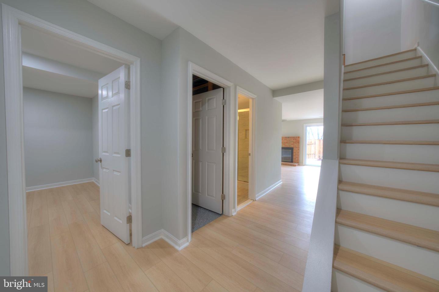 3154 STRATFORD CT, OAKTON, Virginia 22124, 3 Bedrooms Bedrooms, ,3 BathroomsBathrooms,Residential,For sale,3154 STRATFORD CT,VAFX2293182 MLS # VAFX2293182