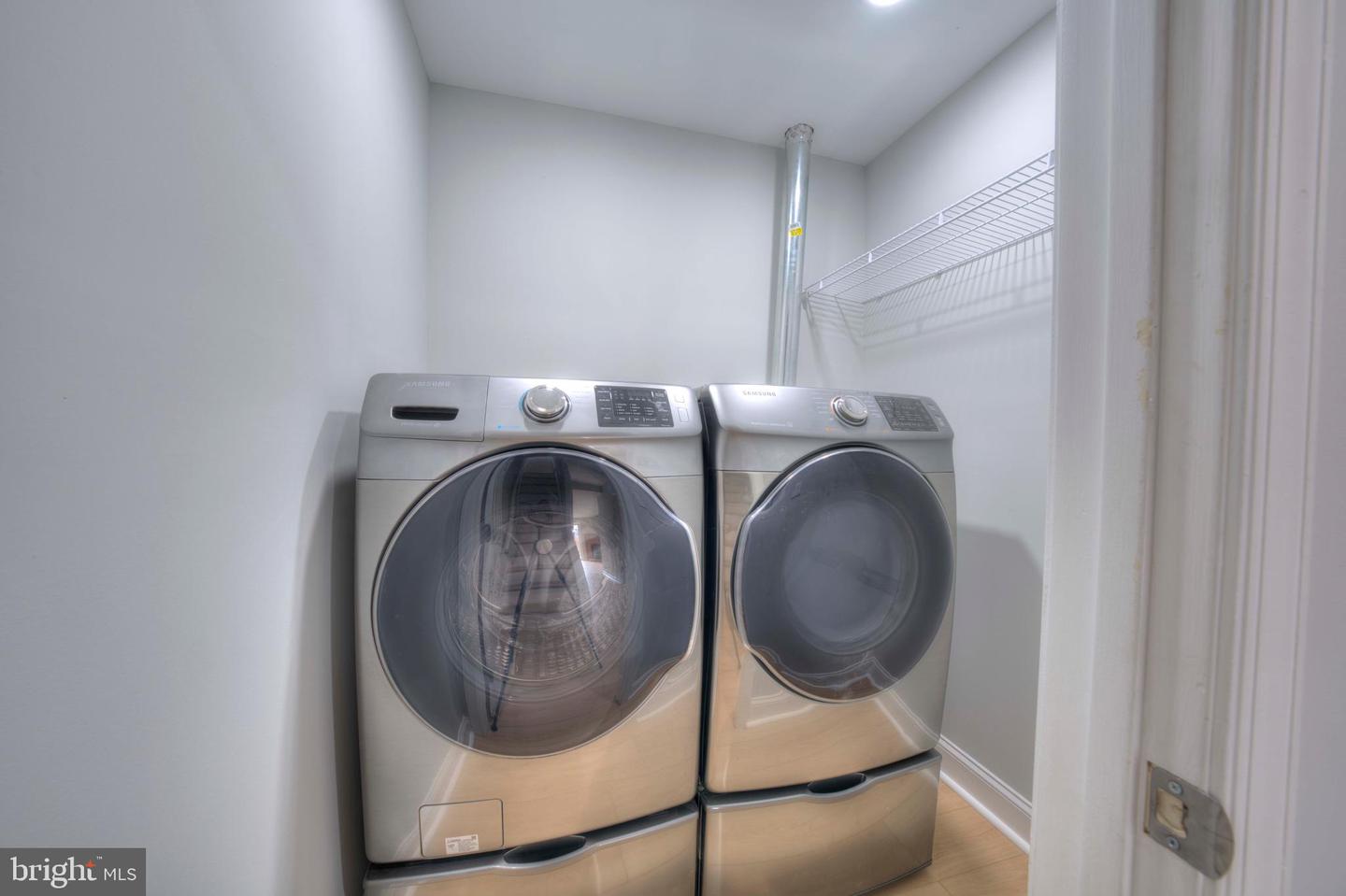 3154 STRATFORD CT, OAKTON, Virginia 22124, 3 Bedrooms Bedrooms, ,3 BathroomsBathrooms,Residential,For sale,3154 STRATFORD CT,VAFX2293182 MLS # VAFX2293182