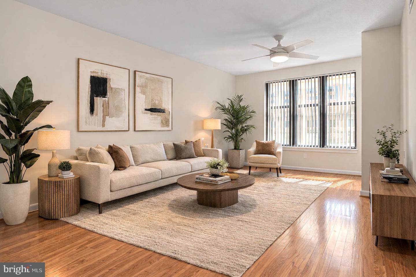 400 MASSACHUSETTS AVE NW #421, WASHINGTON, District Of Columbia 20001, 1 Bedroom Bedrooms, ,1 BathroomBathrooms,Residential,For sale,400 MASSACHUSETTS AVE NW #421,DCDC2248934 MLS # DCDC2248934