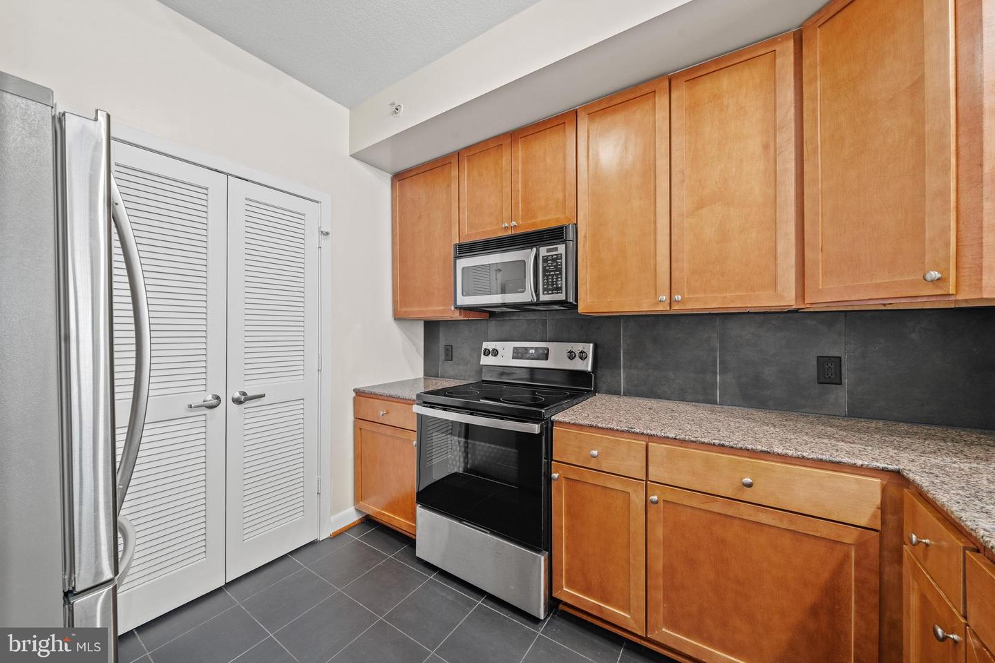 400 MASSACHUSETTS AVE NW #421, WASHINGTON, District Of Columbia 20001, 1 Bedroom Bedrooms, ,1 BathroomBathrooms,Residential,For sale,400 MASSACHUSETTS AVE NW #421,DCDC2248934 MLS # DCDC2248934