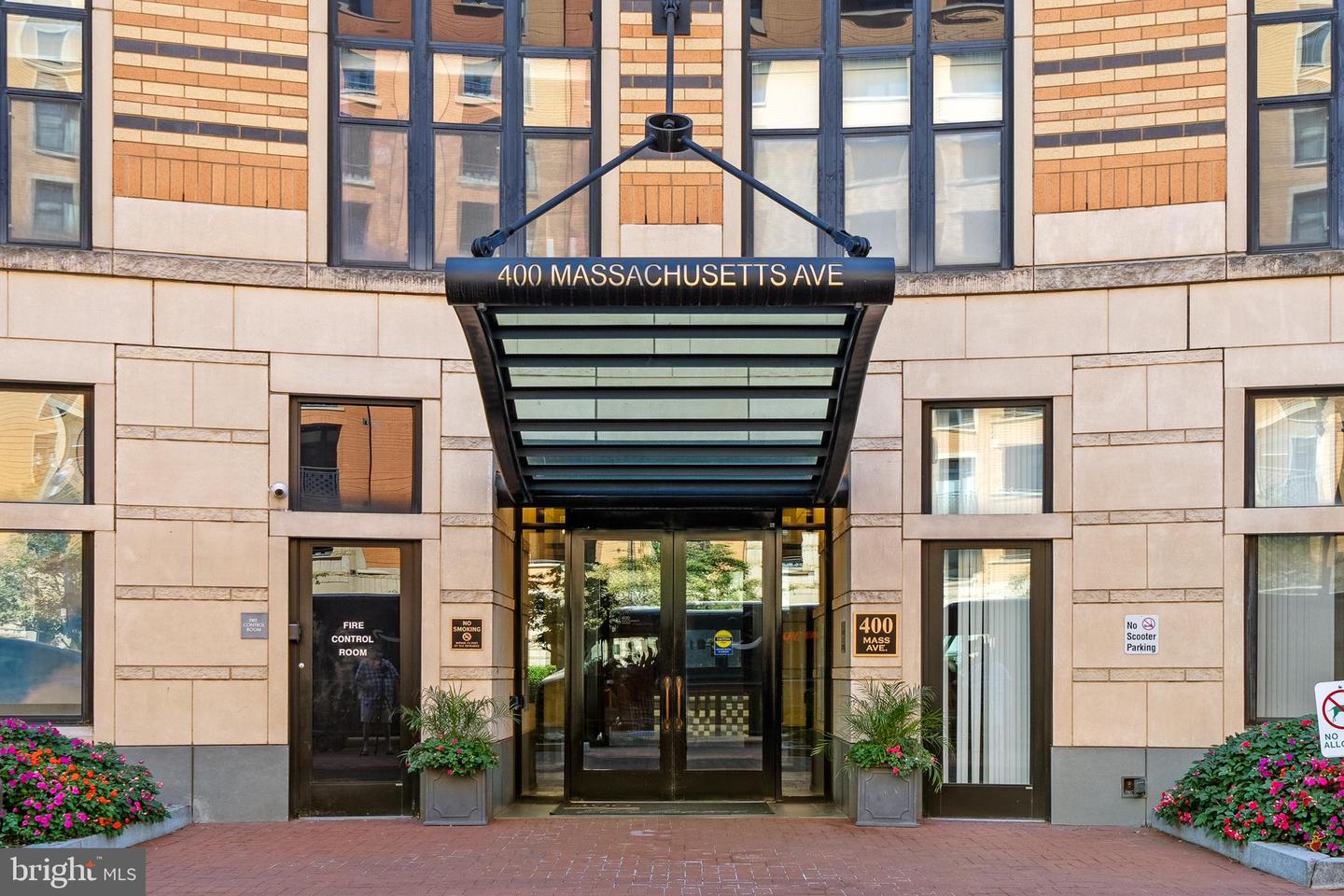 400 MASSACHUSETTS AVE NW #421, WASHINGTON, District Of Columbia 20001, 1 Bedroom Bedrooms, ,1 BathroomBathrooms,Residential,For sale,400 MASSACHUSETTS AVE NW #421,DCDC2248934 MLS # DCDC2248934