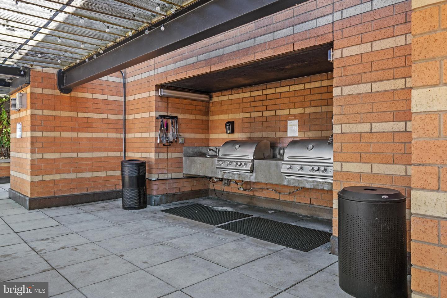 400 MASSACHUSETTS AVE NW #421, WASHINGTON, District Of Columbia 20001, 1 Bedroom Bedrooms, ,1 BathroomBathrooms,Residential,For sale,400 MASSACHUSETTS AVE NW #421,DCDC2248934 MLS # DCDC2248934