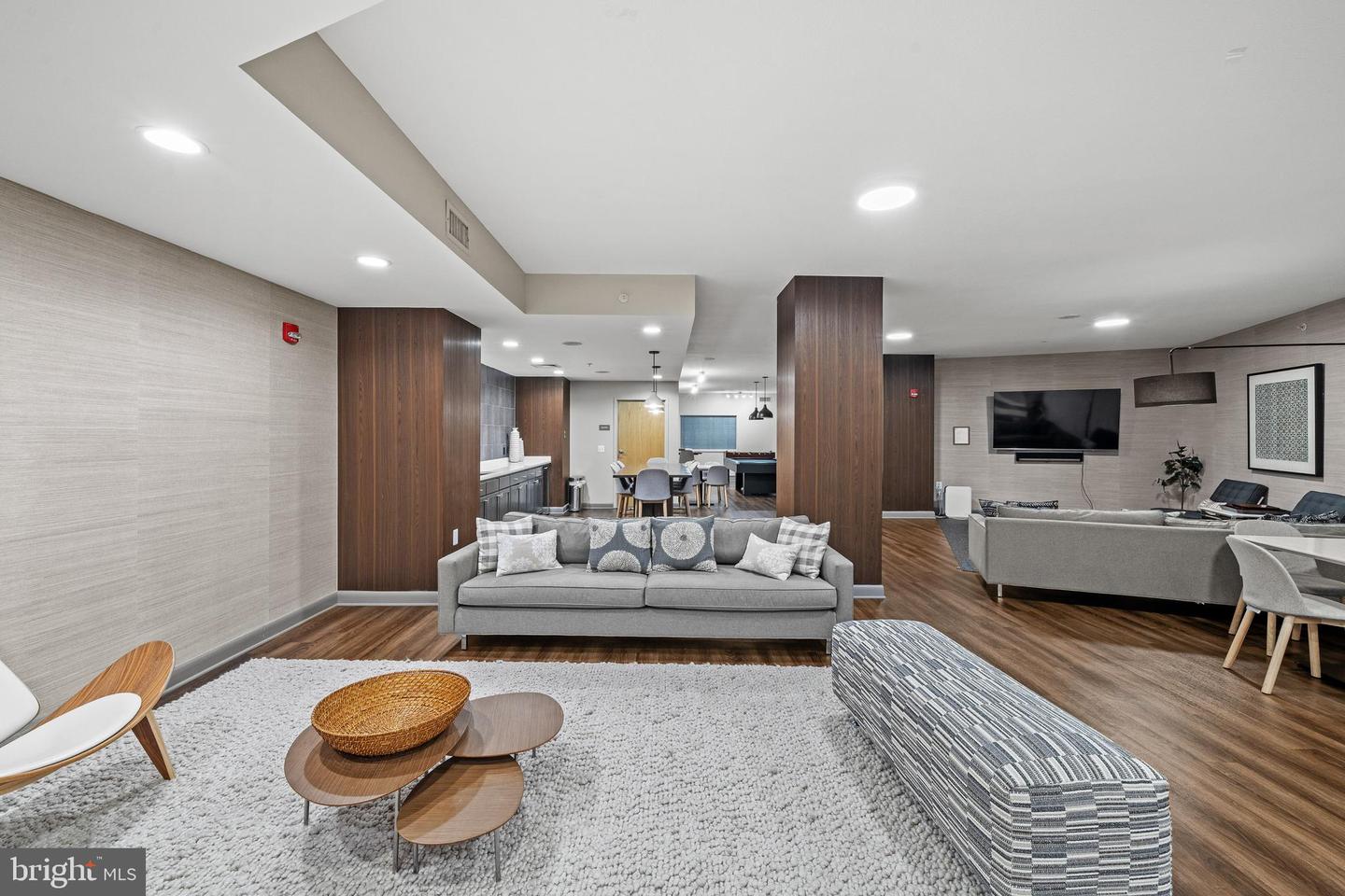 400 MASSACHUSETTS AVE NW #421, WASHINGTON, District Of Columbia 20001, 1 Bedroom Bedrooms, ,1 BathroomBathrooms,Residential,For sale,400 MASSACHUSETTS AVE NW #421,DCDC2248934 MLS # DCDC2248934