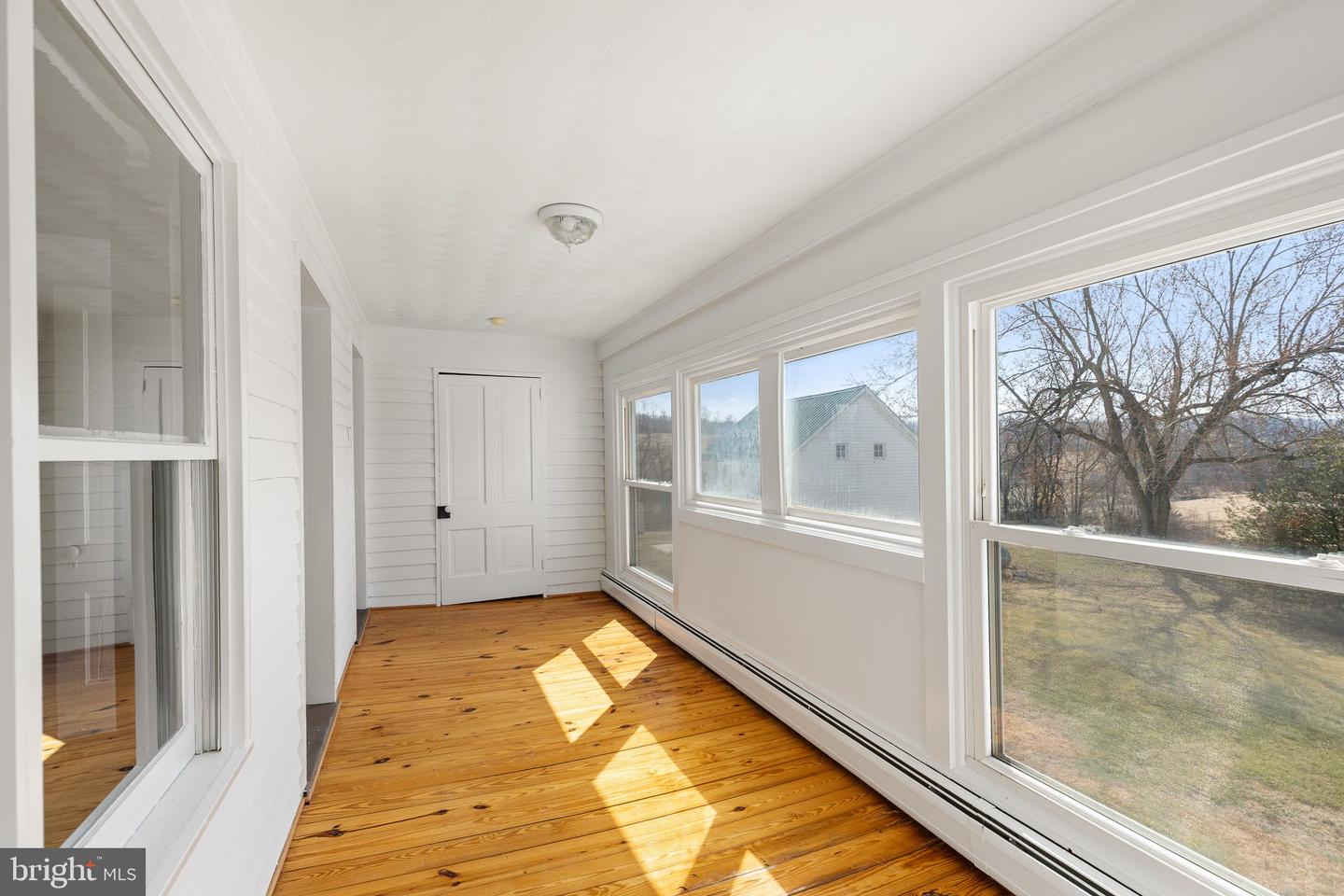 3345 CONICVILLE RD, MOUNT JACKSON, Virginia 22842, 4 Bedrooms Bedrooms, ,2 BathroomsBathrooms,Residential,For sale,3345 CONICVILLE RD,VASH2013746 MLS # VASH2013746