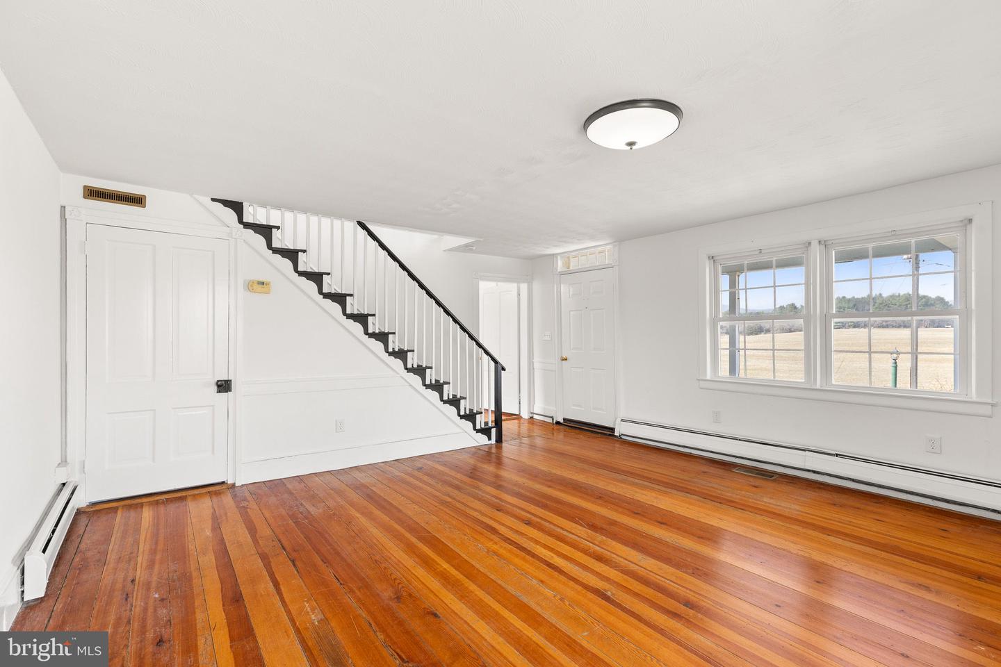 3345 CONICVILLE RD, MOUNT JACKSON, Virginia 22842, 4 Bedrooms Bedrooms, ,2 BathroomsBathrooms,Residential,For sale,3345 CONICVILLE RD,VASH2013746 MLS # VASH2013746