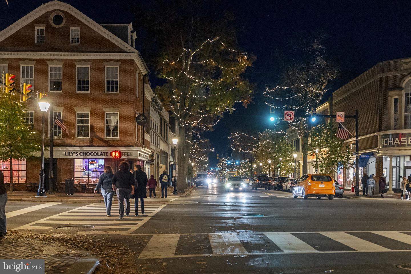 625 SLATERS LN #402, ALEXANDRIA, Virginia 22314, 3 Bedrooms Bedrooms, ,2 BathroomsBathrooms,Residential,For sale,625 SLATERS LN #402,VAAX2054882 MLS # VAAX2054882