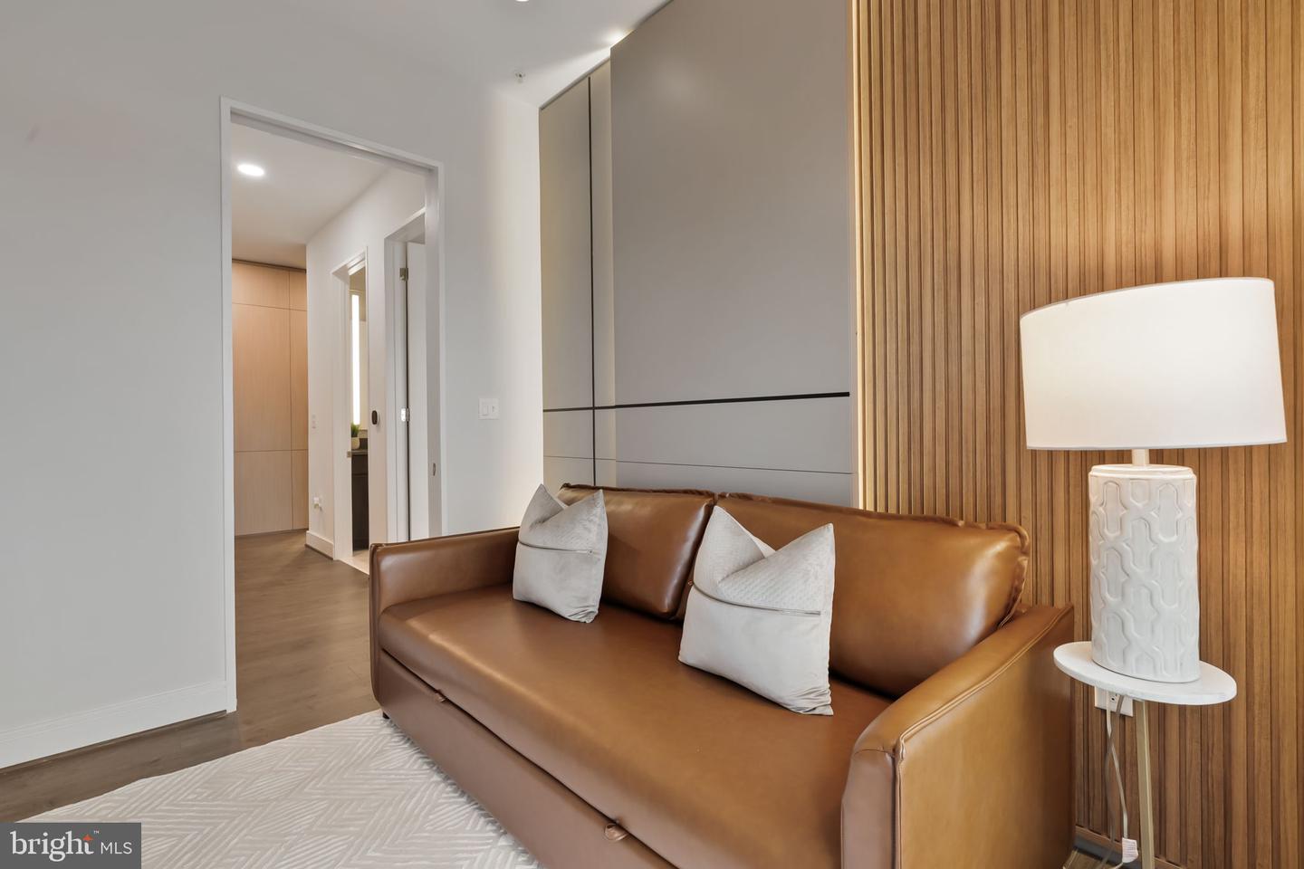 625 SLATERS LN #402, ALEXANDRIA, Virginia 22314, 3 Bedrooms Bedrooms, ,2 BathroomsBathrooms,Residential,For sale,625 SLATERS LN #402,VAAX2054882 MLS # VAAX2054882