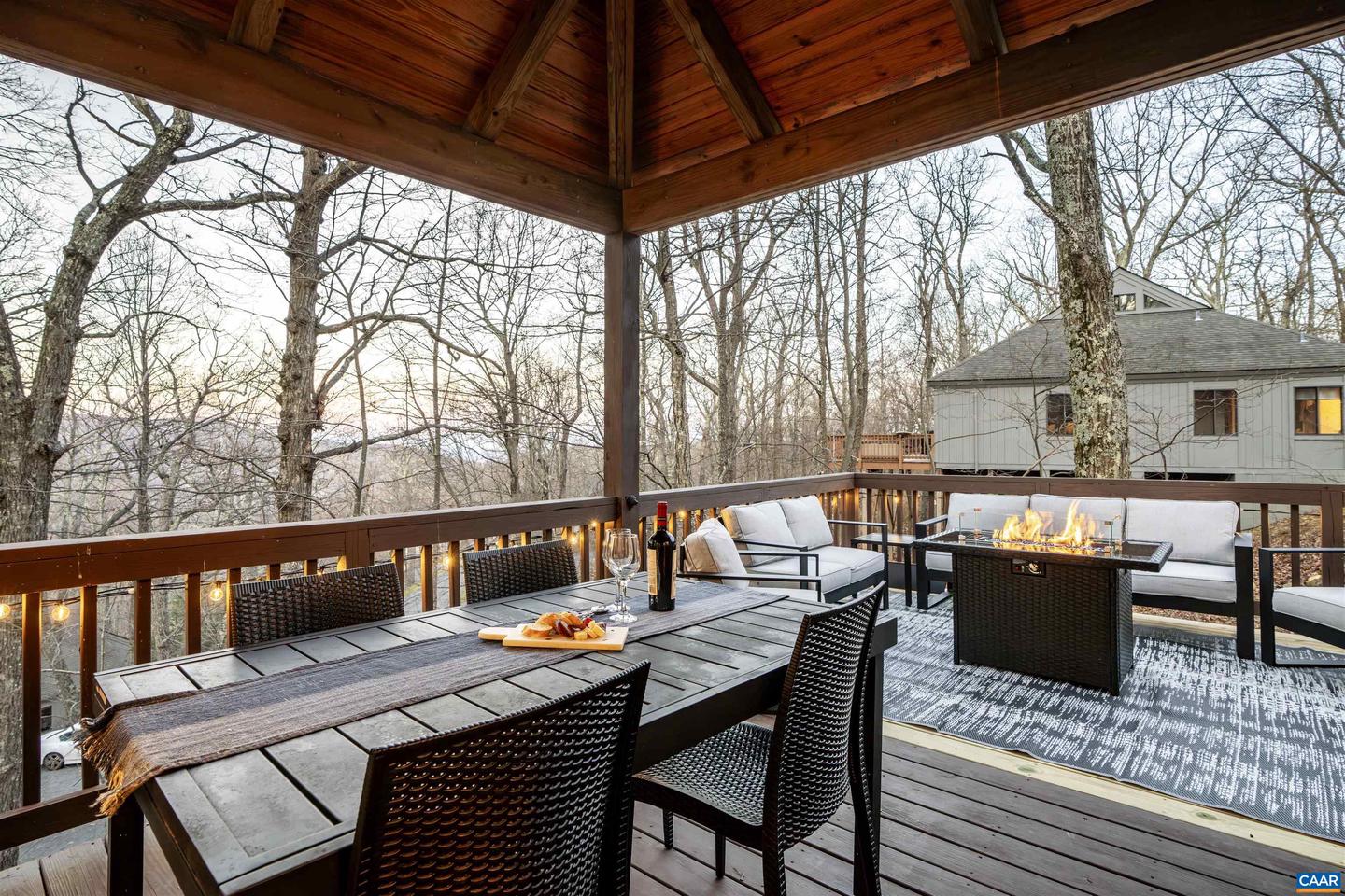 96 SQUIRREL TREE LN, WINTERGREEN RESORT, Virginia 22967, 3 Bedrooms Bedrooms, ,2 BathroomsBathrooms,Residential,For sale,96 SQUIRREL TREE LN,674067 MLS # 674067