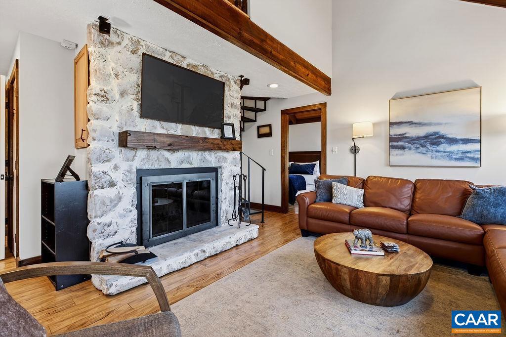 96 SQUIRREL TREE LN, WINTERGREEN RESORT, Virginia 22967, 3 Bedrooms Bedrooms, ,2 BathroomsBathrooms,Residential,For sale,96 SQUIRREL TREE LN,674067 MLS # 674067