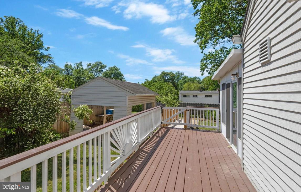 4038 POPLAR ST, FAIRFAX, Virginia 22030, 3 Bedrooms Bedrooms, ,2 BathroomsBathrooms,Residential,For sale,4038 POPLAR ST,VAFC2007912 MLS # VAFC2007912