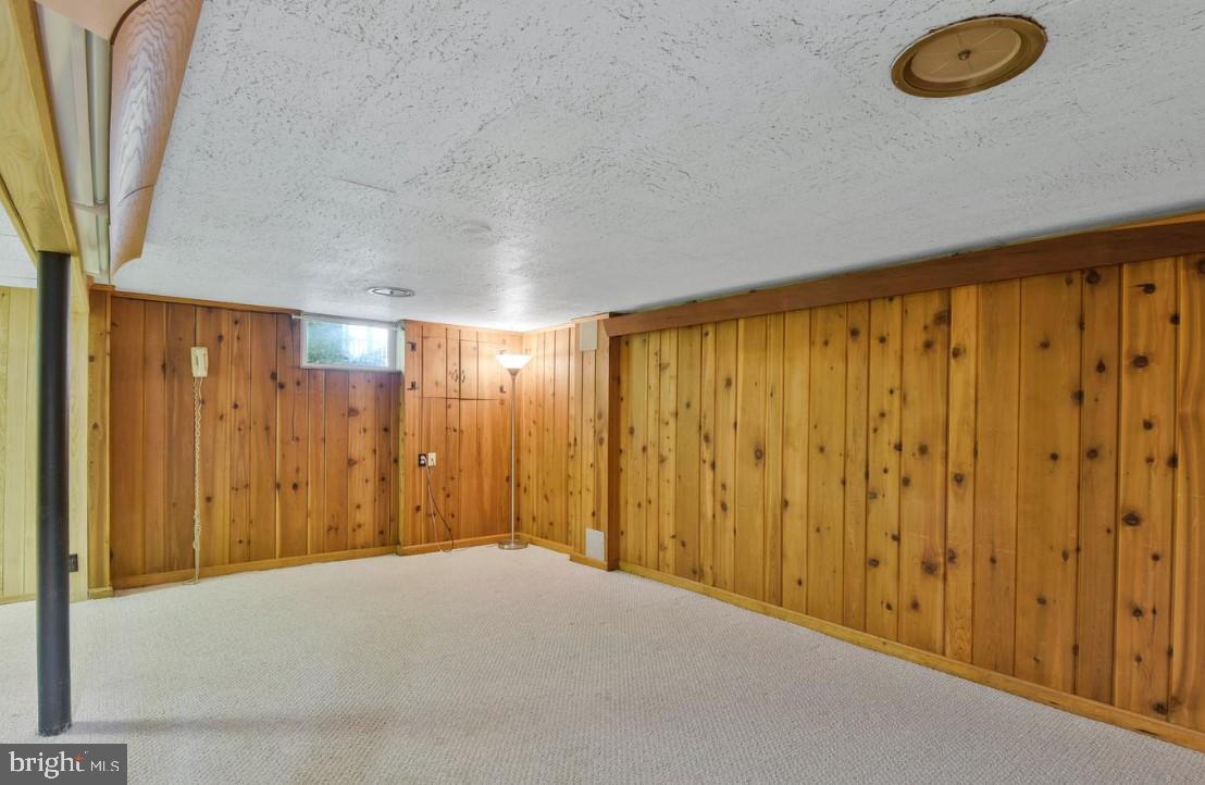 4038 POPLAR ST, FAIRFAX, Virginia 22030, 3 Bedrooms Bedrooms, ,2 BathroomsBathrooms,Residential,For sale,4038 POPLAR ST,VAFC2007912 MLS # VAFC2007912