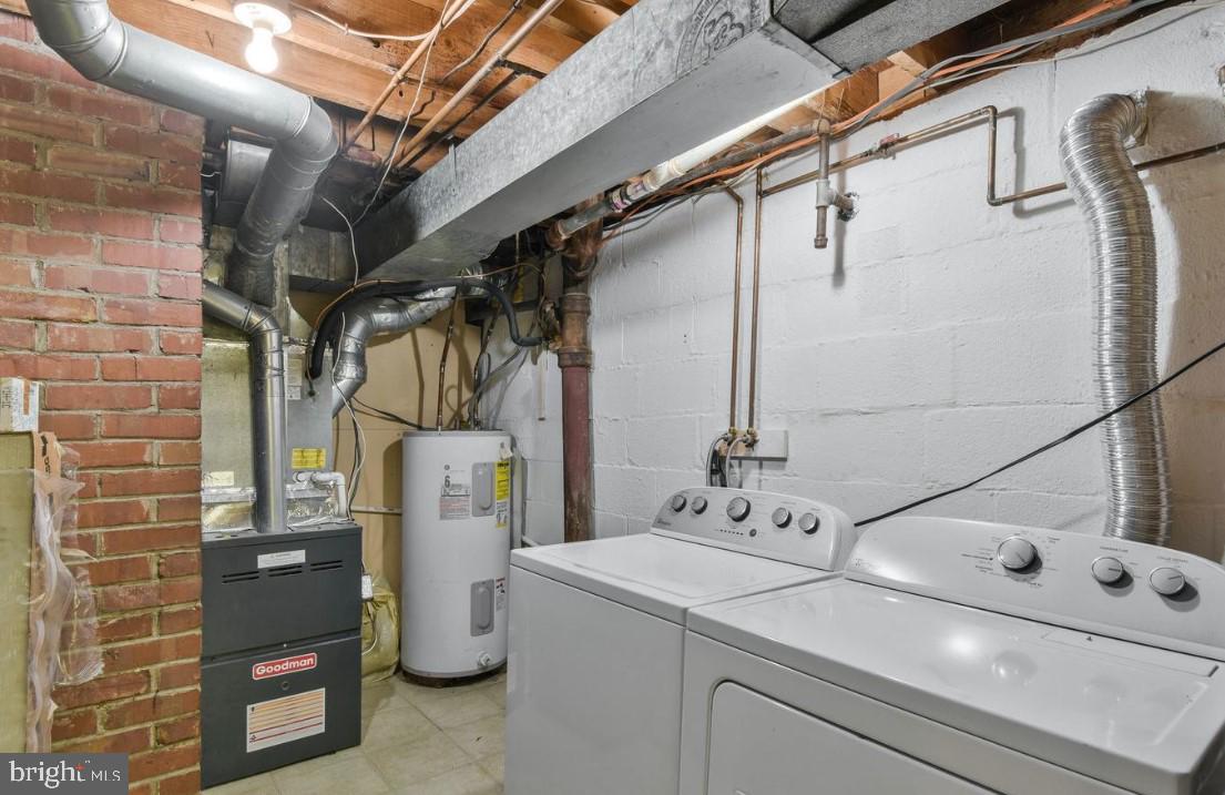 4038 POPLAR ST, FAIRFAX, Virginia 22030, 3 Bedrooms Bedrooms, ,2 BathroomsBathrooms,Residential,For sale,4038 POPLAR ST,VAFC2007912 MLS # VAFC2007912