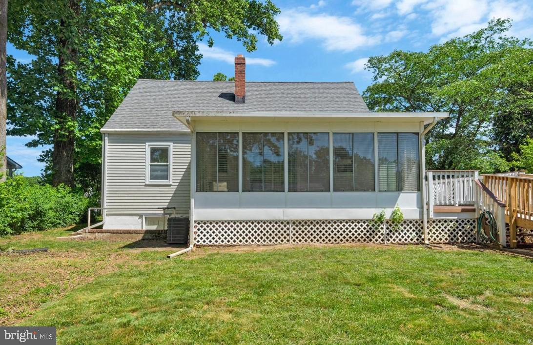 4038 POPLAR ST, FAIRFAX, Virginia 22030, 3 Bedrooms Bedrooms, ,2 BathroomsBathrooms,Residential,For sale,4038 POPLAR ST,VAFC2007912 MLS # VAFC2007912