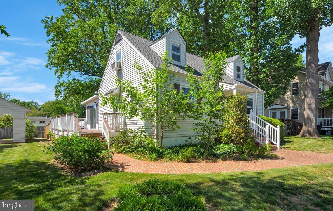 4038 POPLAR ST, FAIRFAX, Virginia 22030, 3 Bedrooms Bedrooms, ,2 BathroomsBathrooms,Residential,For sale,4038 POPLAR ST,VAFC2007912 MLS # VAFC2007912