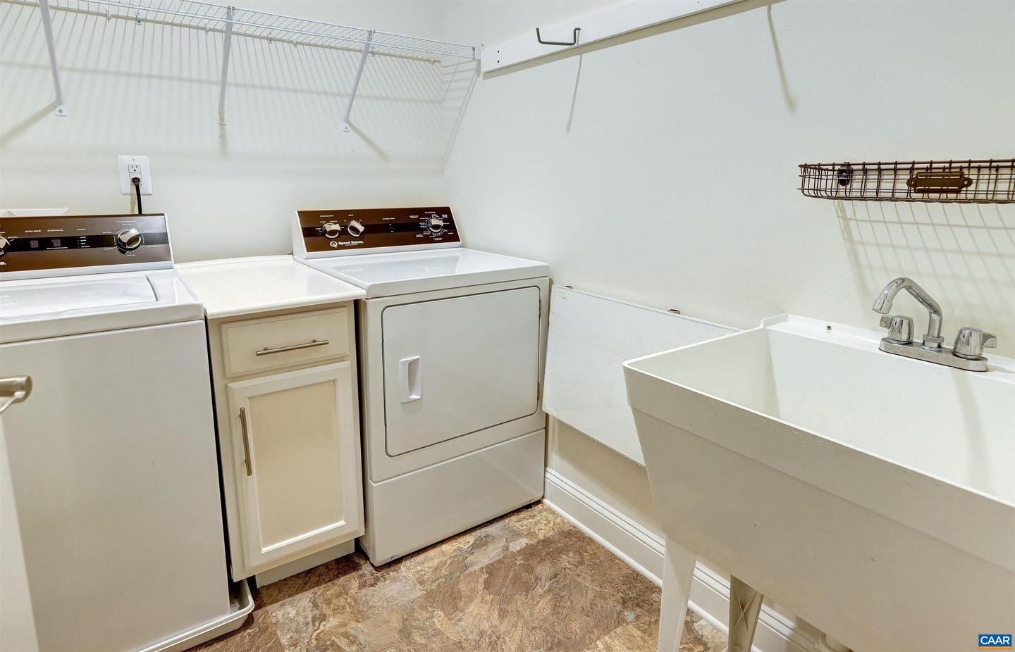 289 APPALACHIAN LN, ZION CROSSROADS, Virginia 22942, 4 Bedrooms Bedrooms, ,3 BathroomsBathrooms,Residential,For sale,289 APPALACHIAN LN,674087 MLS # 674087