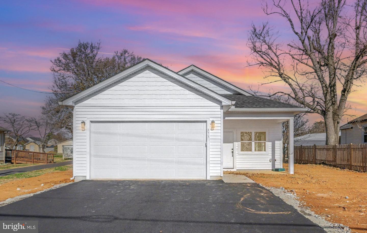 277 WHITE OAK RD, FREDERICKSBURG, Virginia 22405, 3 Bedrooms Bedrooms, ,2 BathroomsBathrooms,Residential,For sale,277 WHITE OAK RD,VAST2046712 MLS # VAST2046712