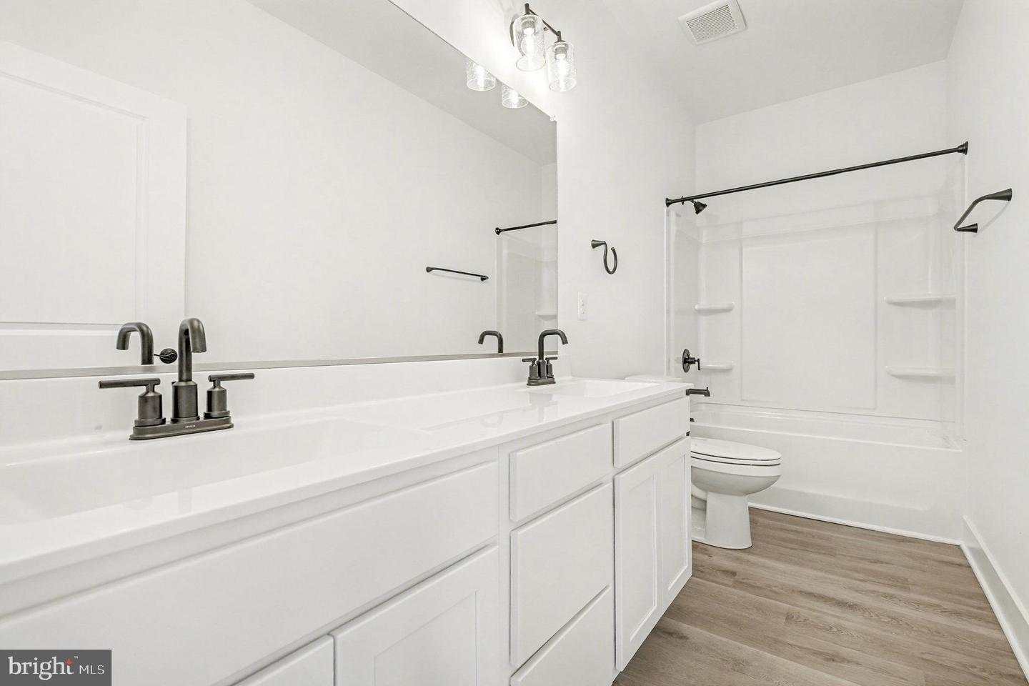 277 WHITE OAK RD, FREDERICKSBURG, Virginia 22405, 3 Bedrooms Bedrooms, ,2 BathroomsBathrooms,Residential,For sale,277 WHITE OAK RD,VAST2046712 MLS # VAST2046712