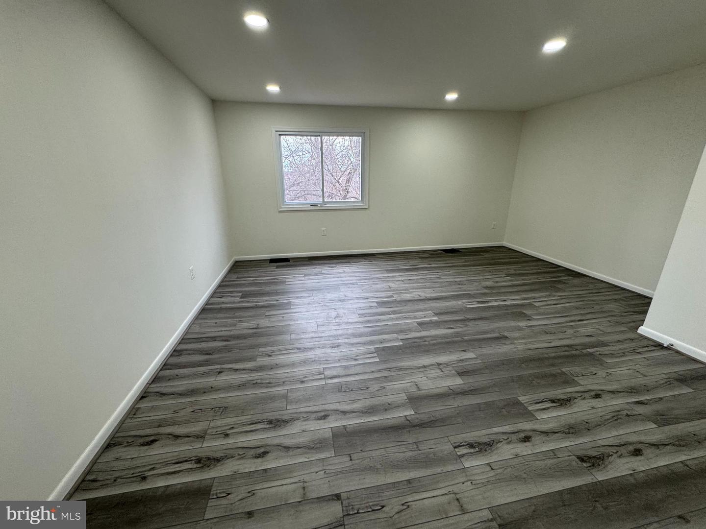 1126 BARNABY TER SE, WASHINGTON, District Of Columbia 20032, 4 Bedrooms Bedrooms, ,1 BathroomBathrooms,Residential,For sale,1126 BARNABY TER SE,DCDC2249512 MLS # DCDC2249512