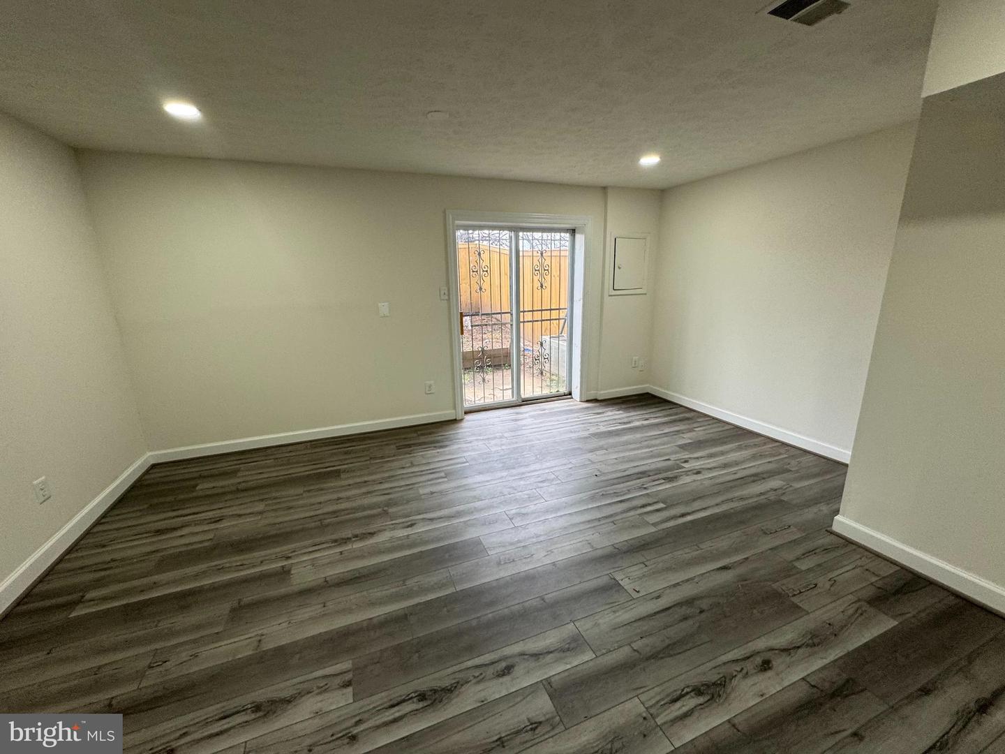 1126 BARNABY TER SE, WASHINGTON, District Of Columbia 20032, 4 Bedrooms Bedrooms, ,1 BathroomBathrooms,Residential,For sale,1126 BARNABY TER SE,DCDC2249512 MLS # DCDC2249512