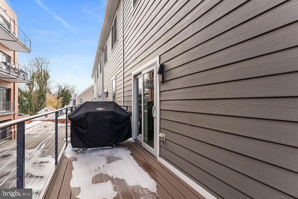 313 CHARLES ST, FREDERICKSBURG, Virginia 22401, 3 Bedrooms Bedrooms, 12 Rooms Rooms,2 BathroomsBathrooms,Residential,For sale,313 CHARLES ST,VAFB2009766 MLS # VAFB2009766