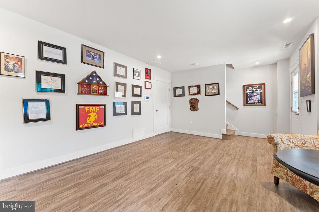 313 CHARLES ST, FREDERICKSBURG, Virginia 22401, 3 Bedrooms Bedrooms, 12 Rooms Rooms,2 BathroomsBathrooms,Residential,For sale,313 CHARLES ST,VAFB2009766 MLS # VAFB2009766