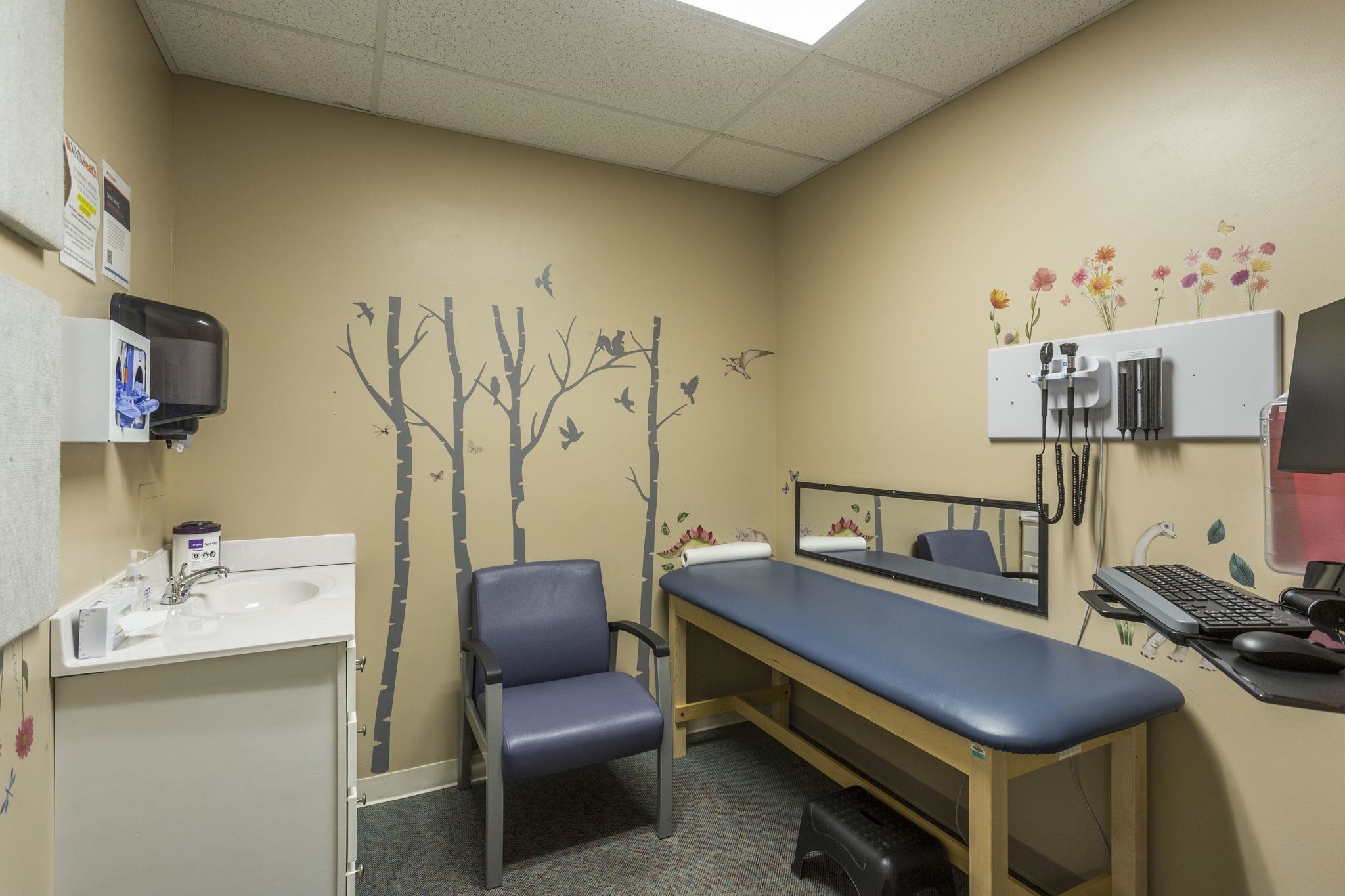 1947 MEDICAL AVE, HARRISONBURG, Virginia 22801, ,Commercial,1947 MEDICAL AVE,674103 MLS # 674103