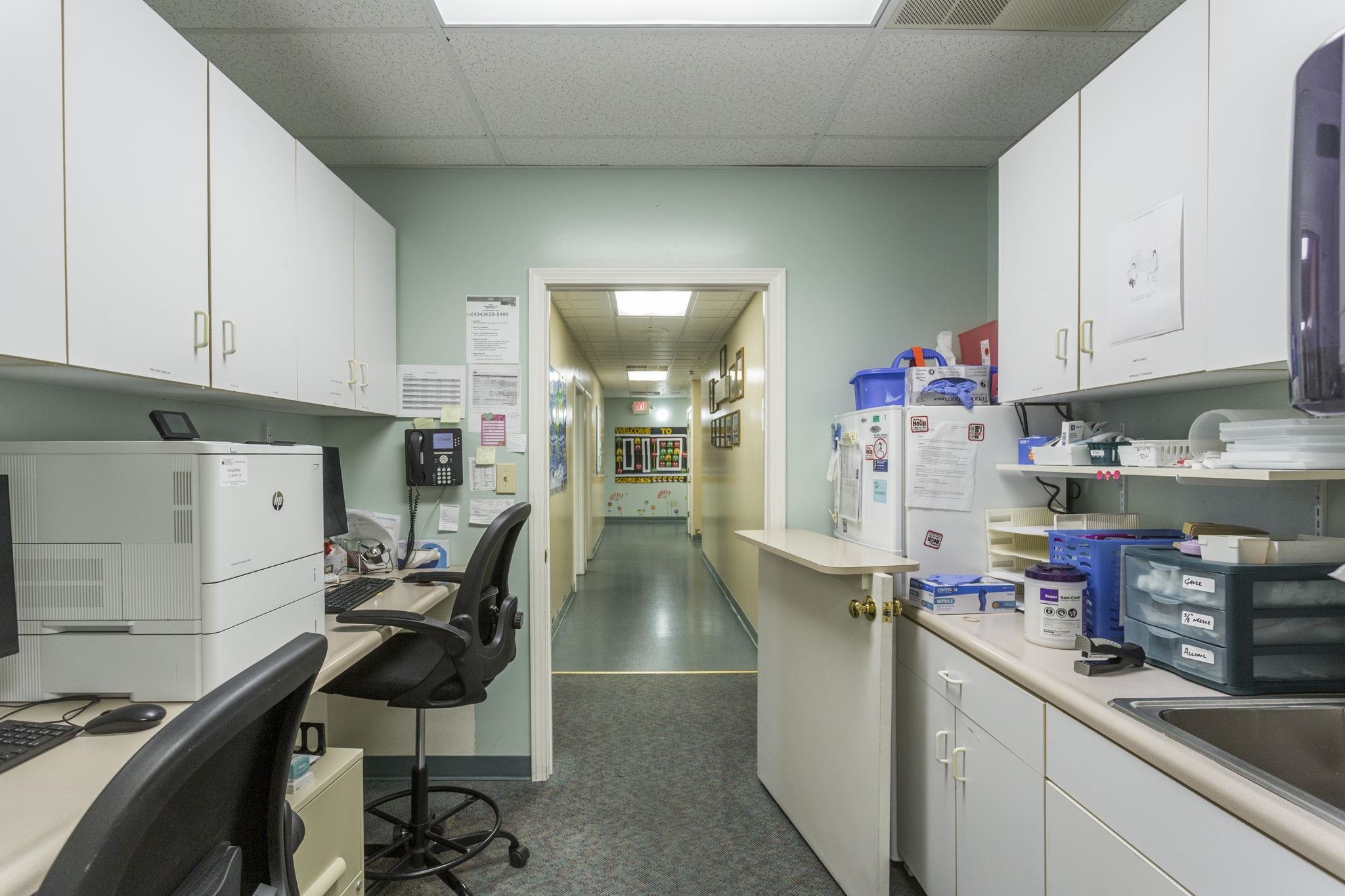 1947 MEDICAL AVE, HARRISONBURG, Virginia 22801, ,Commercial,1947 MEDICAL AVE,674103 MLS # 674103