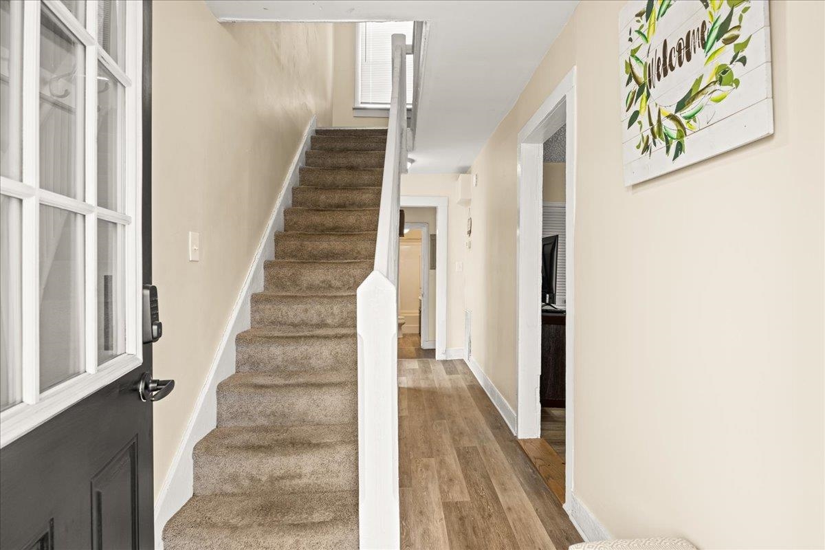 761 KING AVE, CHARLOTTESVILLE, Virginia 22903, ,Residential,761 KING AVE,674142 MLS # 674142