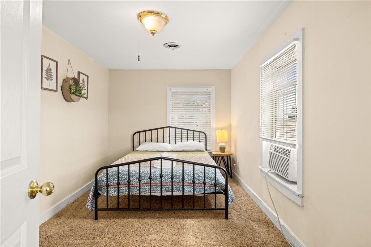 761 KING AVE, CHARLOTTESVILLE, Virginia 22903, ,Residential,761 KING AVE,674142 MLS # 674142