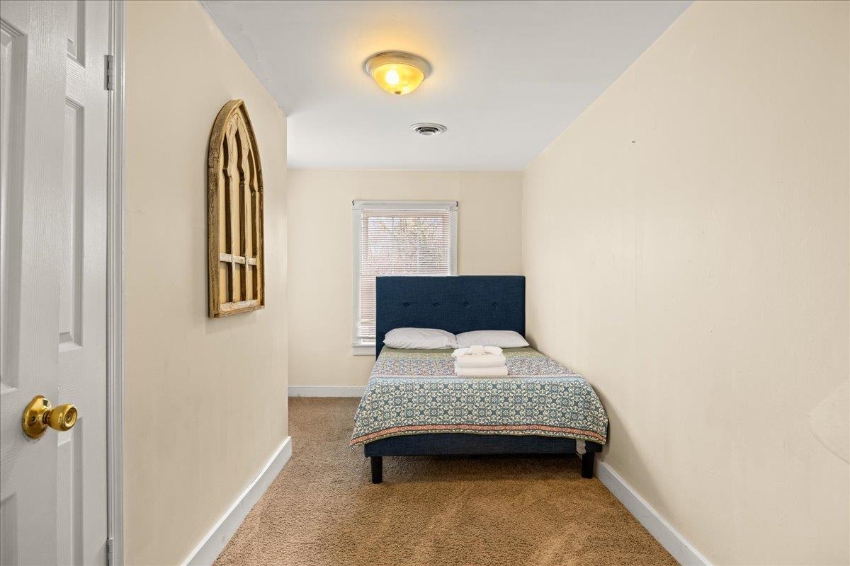 761 KING AVE, CHARLOTTESVILLE, Virginia 22903, ,Residential,761 KING AVE,674142 MLS # 674142