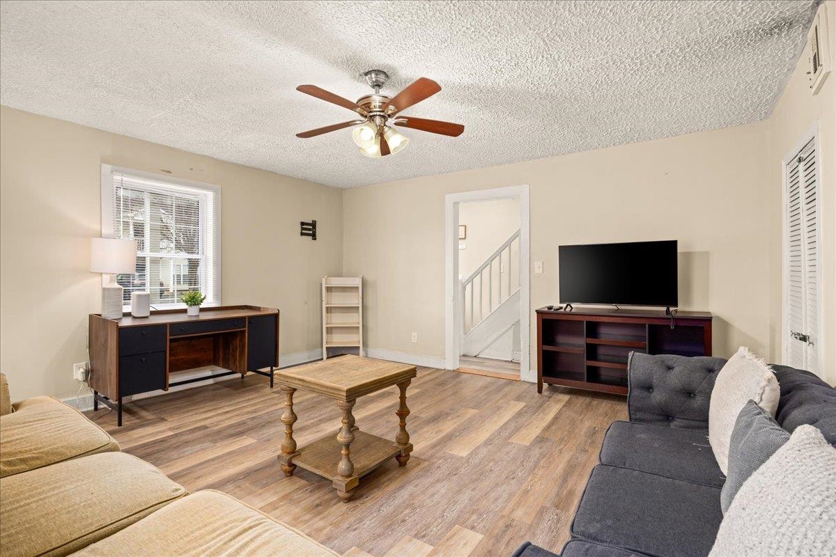 761 KING AVE, CHARLOTTESVILLE, Virginia 22903, ,Residential,761 KING AVE,674142 MLS # 674142