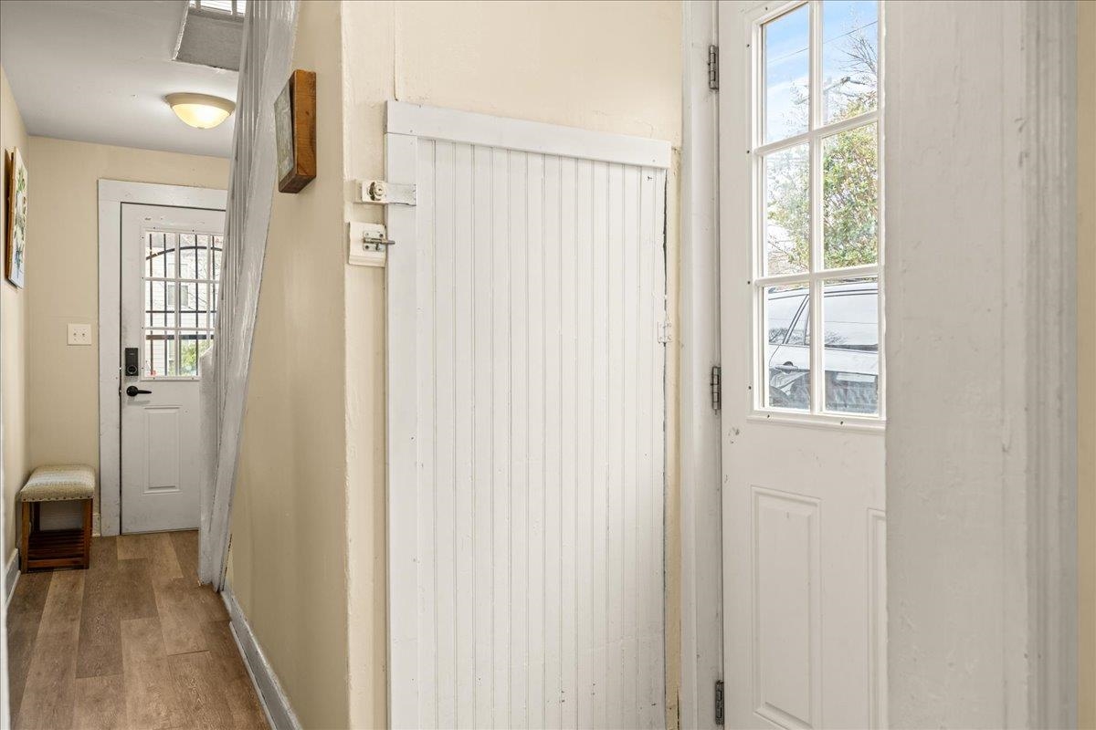 761 KING AVE, CHARLOTTESVILLE, Virginia 22903, ,Residential,761 KING AVE,674142 MLS # 674142