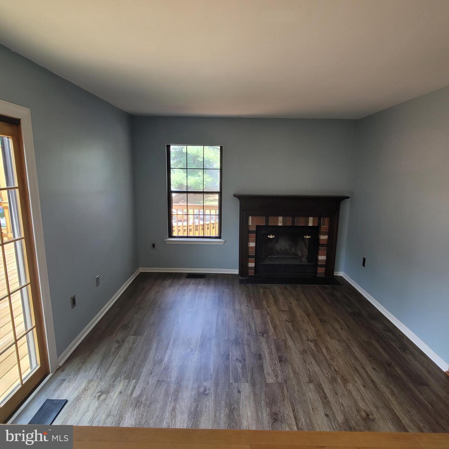 23 JERMYN CT, STERLING, Virginia 20165, 4 Bedrooms Bedrooms, ,3 BathroomsBathrooms,Residential,For sale,23 JERMYN CT,VALO2112164 MLS # VALO2112164