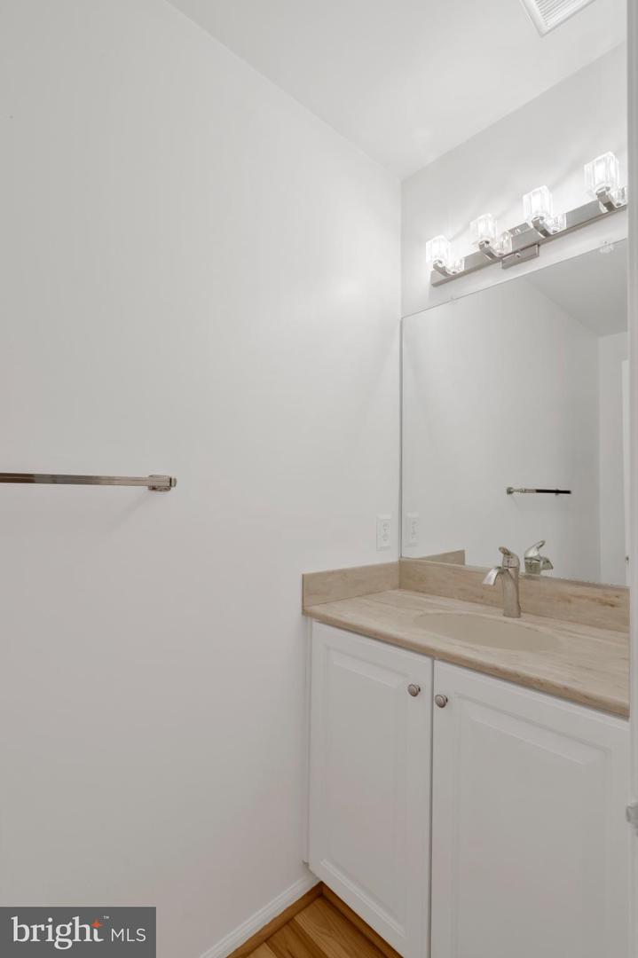 14404 COACHWAY DR, CENTREVILLE, Virginia 20120, 4 Bedrooms Bedrooms, 13 Rooms Rooms,2 BathroomsBathrooms,Residential,For sale,14404 COACHWAY DR,VAFX2283262 MLS # VAFX2283262