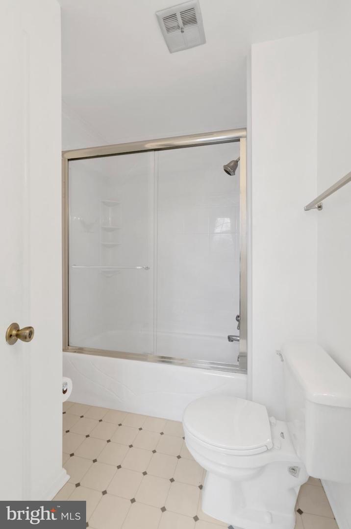 14404 COACHWAY DR, CENTREVILLE, Virginia 20120, 4 Bedrooms Bedrooms, 13 Rooms Rooms,2 BathroomsBathrooms,Residential,For sale,14404 COACHWAY DR,VAFX2283262 MLS # VAFX2283262