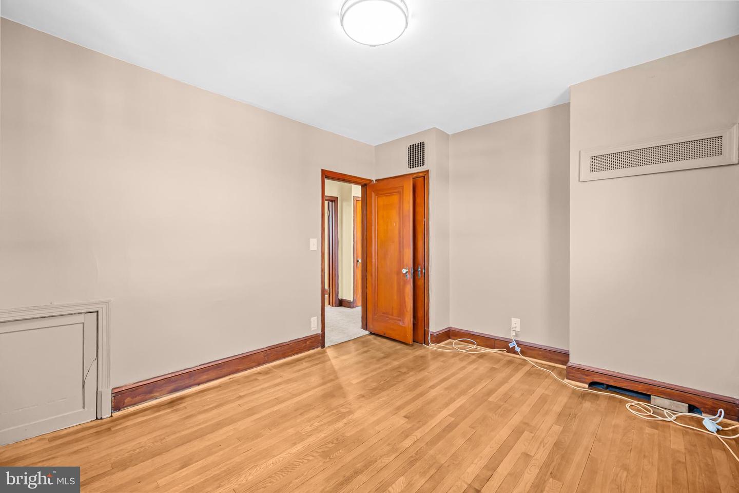 619 QUACKENBOS ST NW, WASHINGTON, District Of Columbia 20011, 3 Bedrooms Bedrooms, ,2 BathroomsBathrooms,Residential,For sale,619 QUACKENBOS ST NW,DCDC2240098 MLS # DCDC2240098