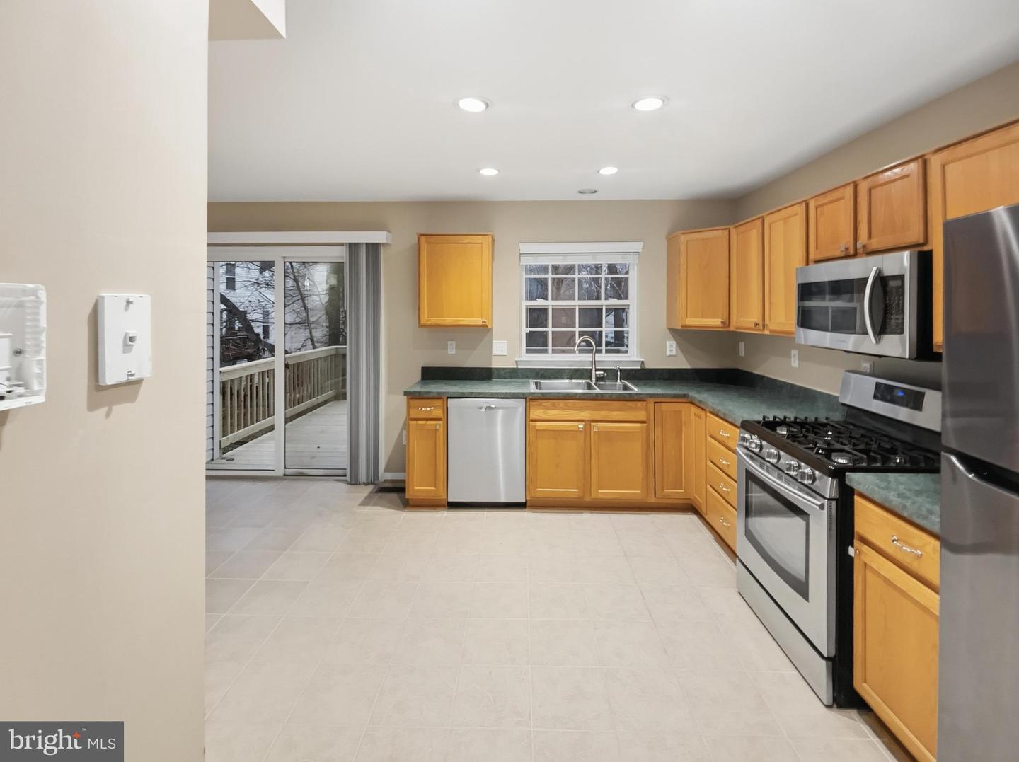 6 EMERALD DR, FREDERICKSBURG, Virginia 22406, 3 Bedrooms Bedrooms, ,2 BathroomsBathrooms,Residential,For sale,6 EMERALD DR,VAST2045198 MLS # VAST2045198