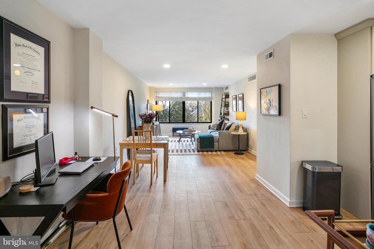 3114 WISCONSIN AVE NW #202, WASHINGTON, District Of Columbia 20016, 1 Bedroom Bedrooms, ,1 BathroomBathrooms,Residential,For sale,3114 WISCONSIN AVE NW #202,DCDC2241168 MLS # DCDC2241168