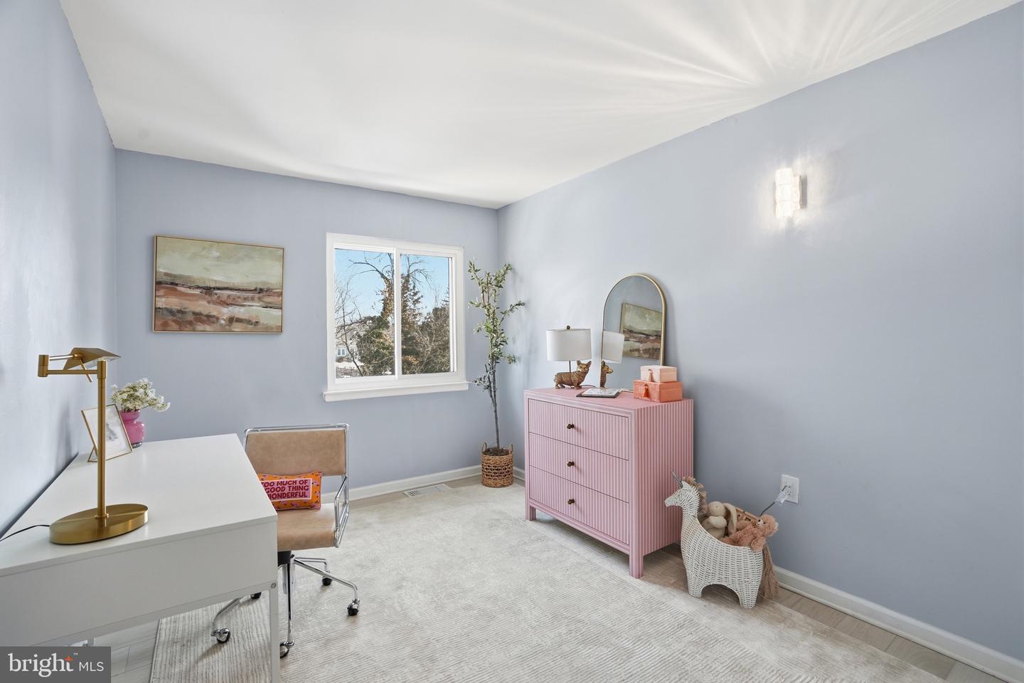 8626 VILLAGE SQ #8626, ALEXANDRIA, Virginia 22309, 3 Bedrooms Bedrooms, 5 Rooms Rooms,2 BathroomsBathrooms,Residential,For sale,8626 VILLAGE SQ #8626,VAFX2287420 MLS # VAFX2287420