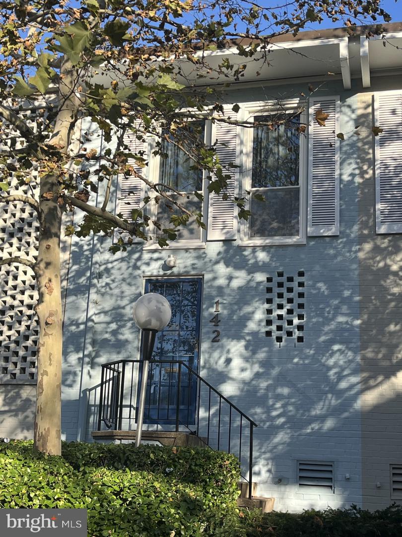 142 G ST SW #155, WASHINGTON, District Of Columbia 20024, 3 Bedrooms Bedrooms, ,2 BathroomsBathrooms,Residential,For sale,142 G ST SW #155,DCDC2243452 MLS # DCDC2243452