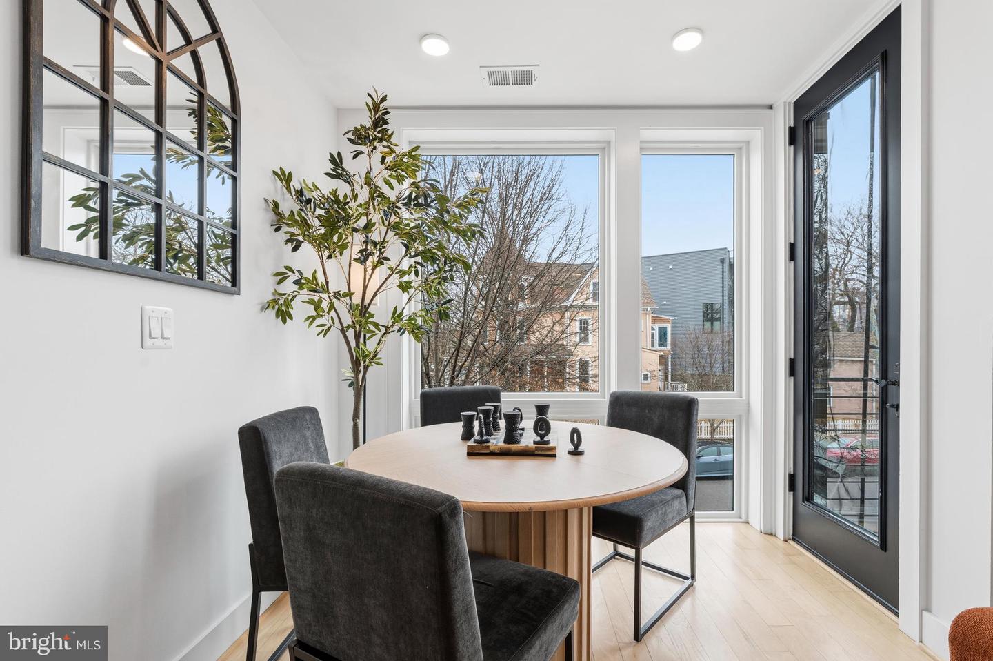 836 VARNUM ST NW #201, WASHINGTON, District Of Columbia 20011, 2 Bedrooms Bedrooms, ,2 BathroomsBathrooms,Residential,For sale,836 VARNUM ST NW #201,DCDC2243650 MLS # DCDC2243650