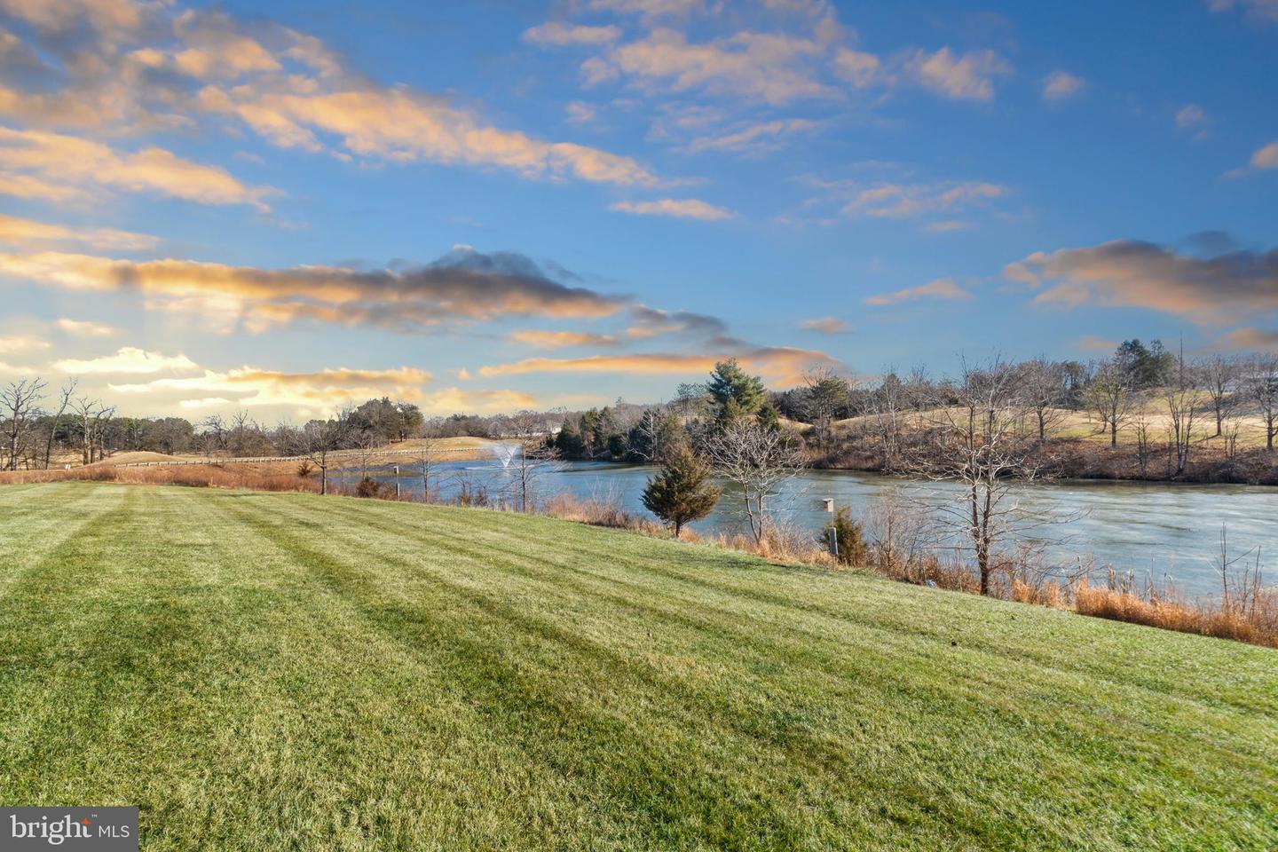 13852 CRABTREE WAY, GAINESVILLE, Virginia 20155, 3 Bedrooms Bedrooms, ,4 BathroomsBathrooms,Residential,For sale,13852 CRABTREE WAY,VAPW2111508 MLS # VAPW2111508