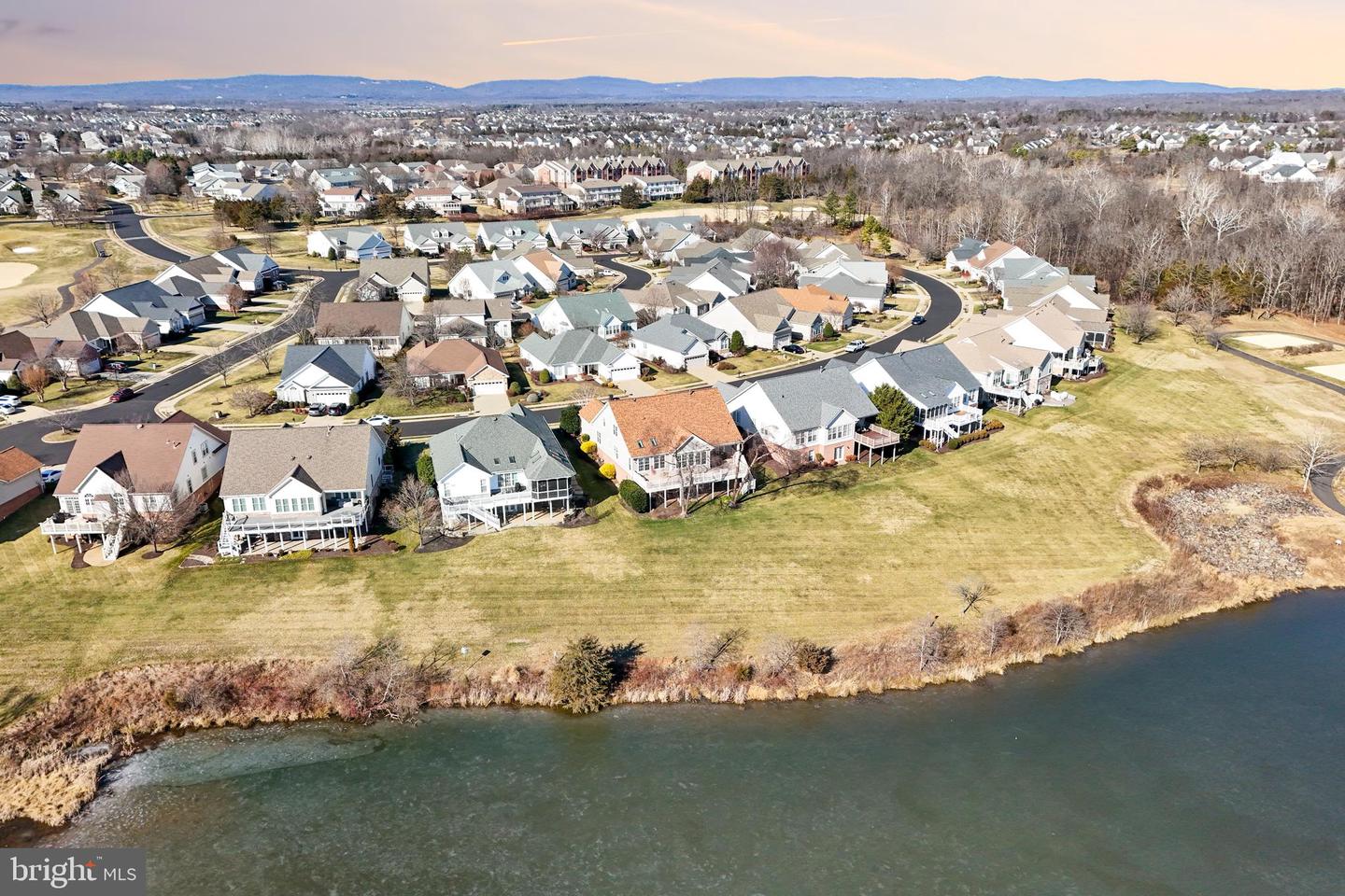 13852 CRABTREE WAY, GAINESVILLE, Virginia 20155, 3 Bedrooms Bedrooms, ,4 BathroomsBathrooms,Residential,For sale,13852 CRABTREE WAY,VAPW2111508 MLS # VAPW2111508