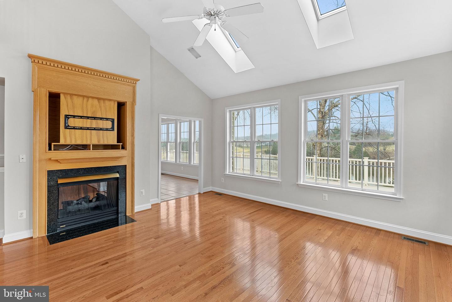 13852 CRABTREE WAY, GAINESVILLE, Virginia 20155, 3 Bedrooms Bedrooms, ,4 BathroomsBathrooms,Residential,For sale,13852 CRABTREE WAY,VAPW2111508 MLS # VAPW2111508