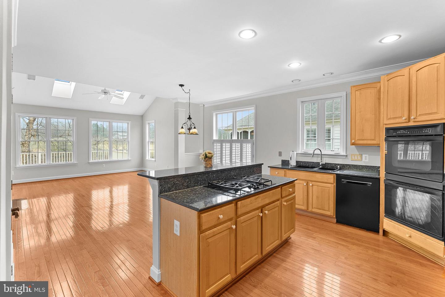 13852 CRABTREE WAY, GAINESVILLE, Virginia 20155, 3 Bedrooms Bedrooms, ,4 BathroomsBathrooms,Residential,For sale,13852 CRABTREE WAY,VAPW2111508 MLS # VAPW2111508